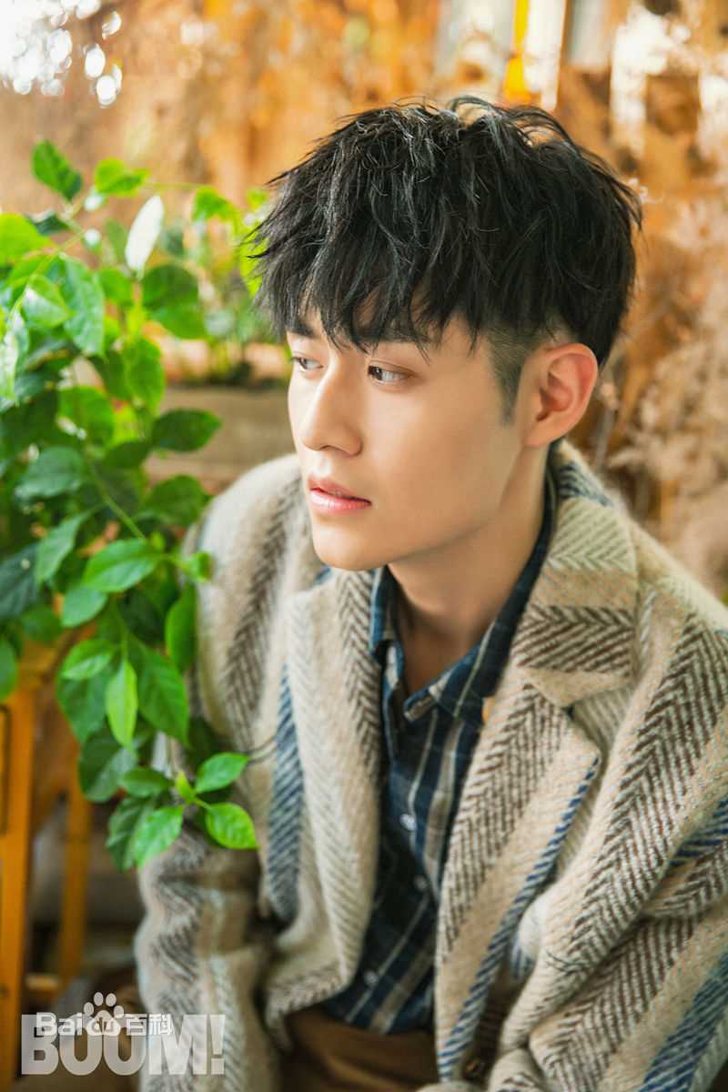 彭楚粤BOOM街拍图册