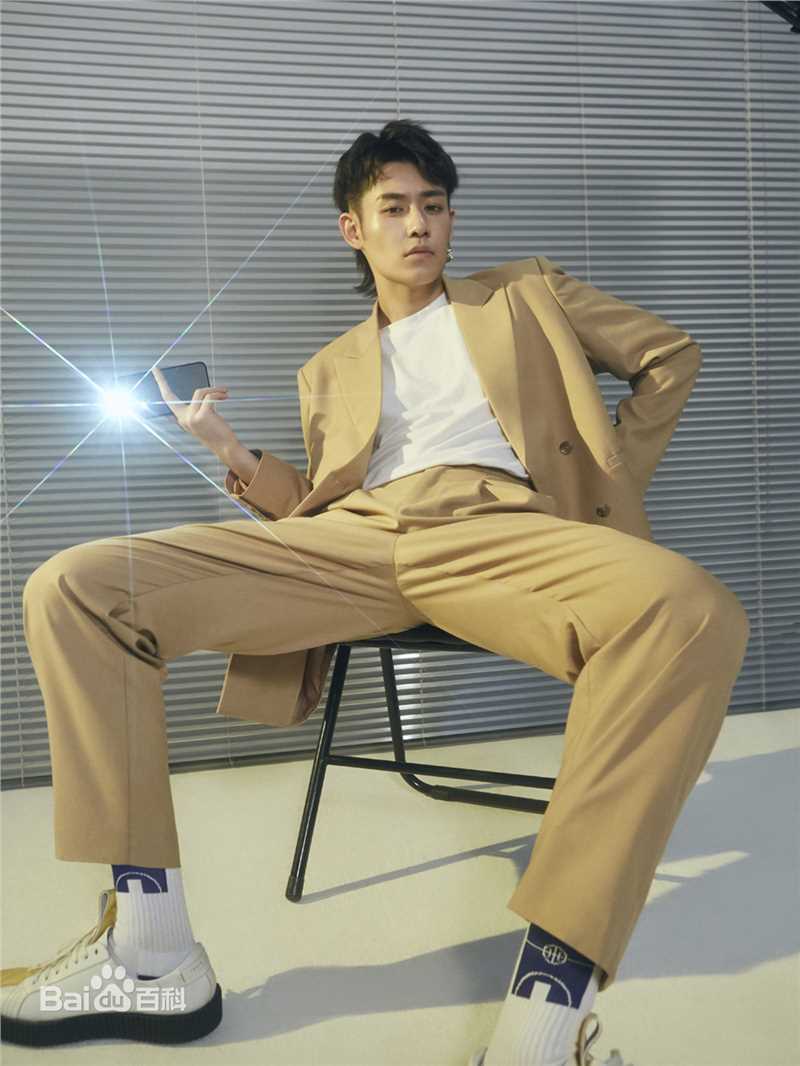 彭楚粤最新SENSE封面人物图集