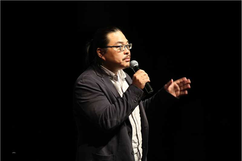 杨超生活照壁纸壁纸