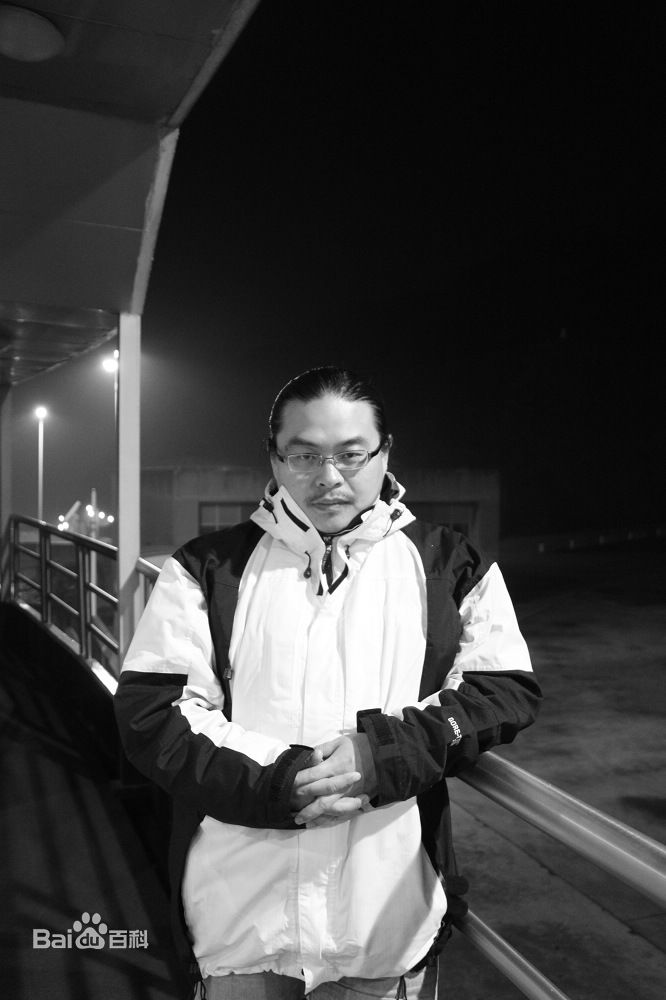 杨超生活照壁纸壁纸