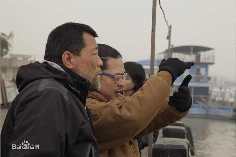 杨超工作照性感图片壁纸