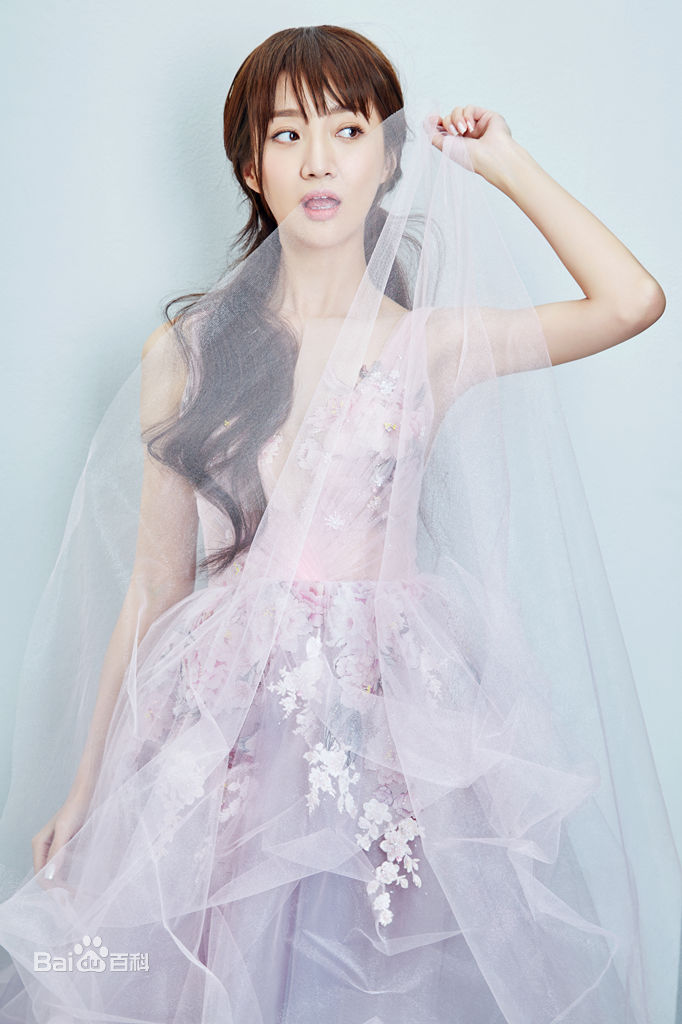 最优质郑雅文(Veronique)生活照