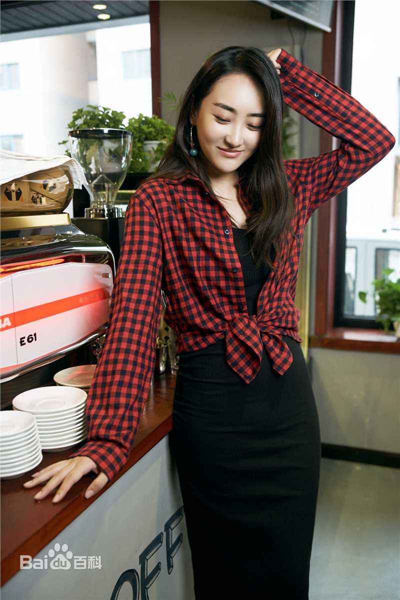 高姝瑶(Shu-Yao-gao)精选杂志拍摄图册