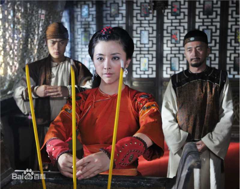 高清张桐在2009年电影《皇家刺青》中的图册