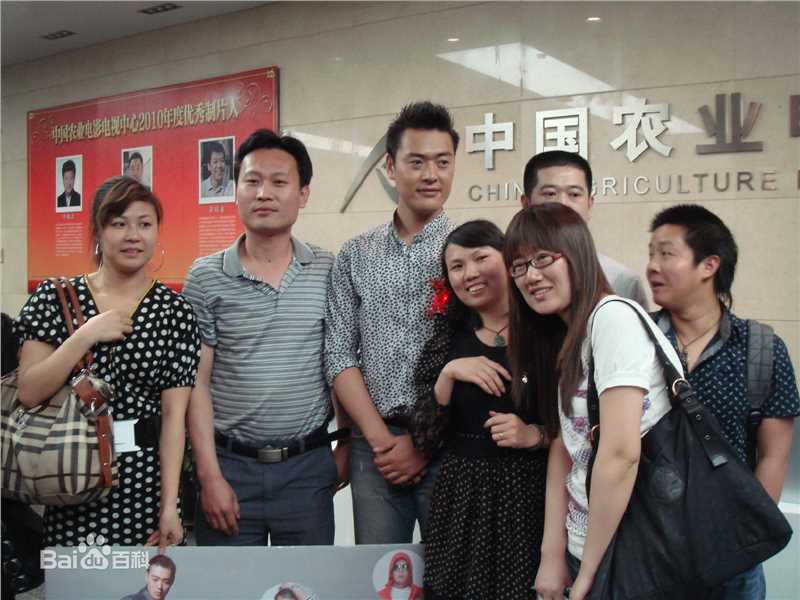 精选张桐在2009年《红槐花》首映礼中的图册