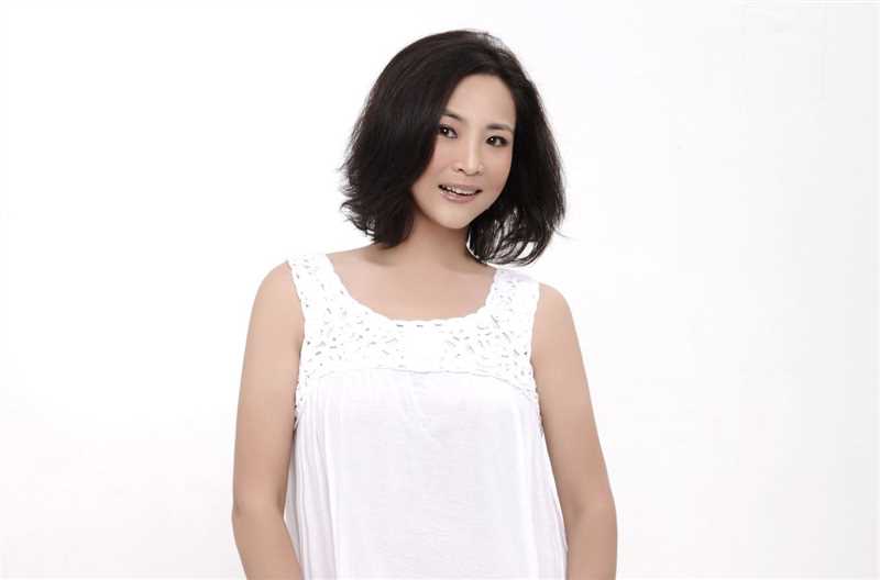 最新苗苗性感图片