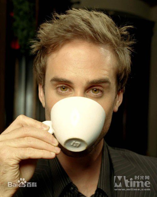 最新约瑟夫·费因斯(Joseph Fiennes)性感图片