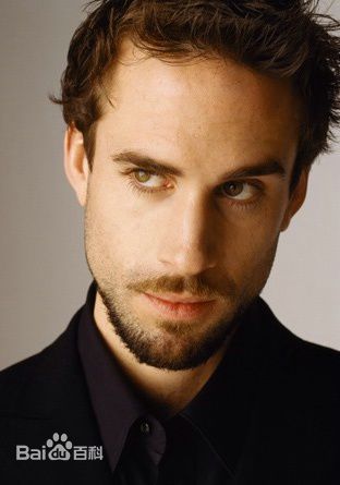 约瑟夫·费因斯(Joseph Fiennes)前后照片