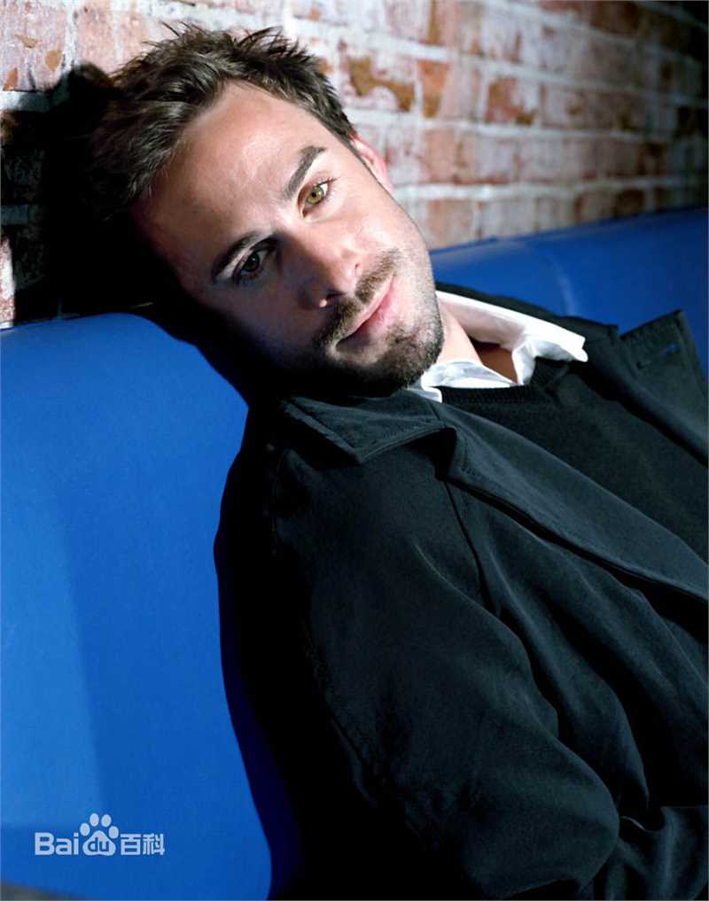 约瑟夫·费因斯(Joseph Fiennes)前后照片
