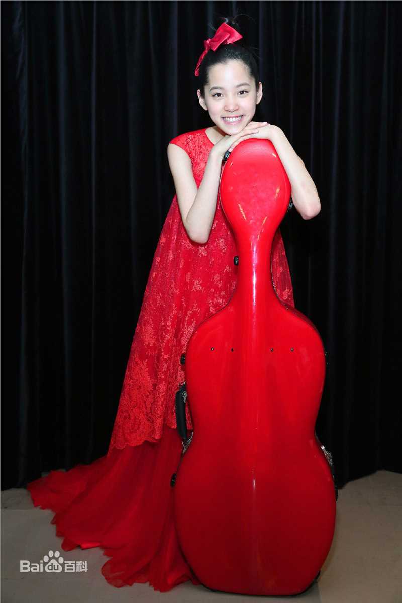 欧阳娜娜(Nana Ou-yang)娜娜独奏会图片图册