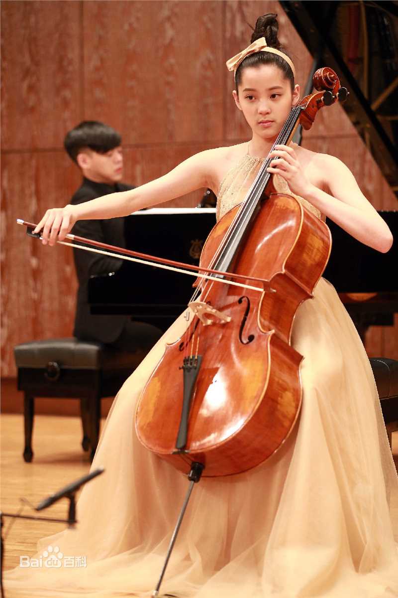 欧阳娜娜(Nana Ou-yang)娜娜独奏会图片图册