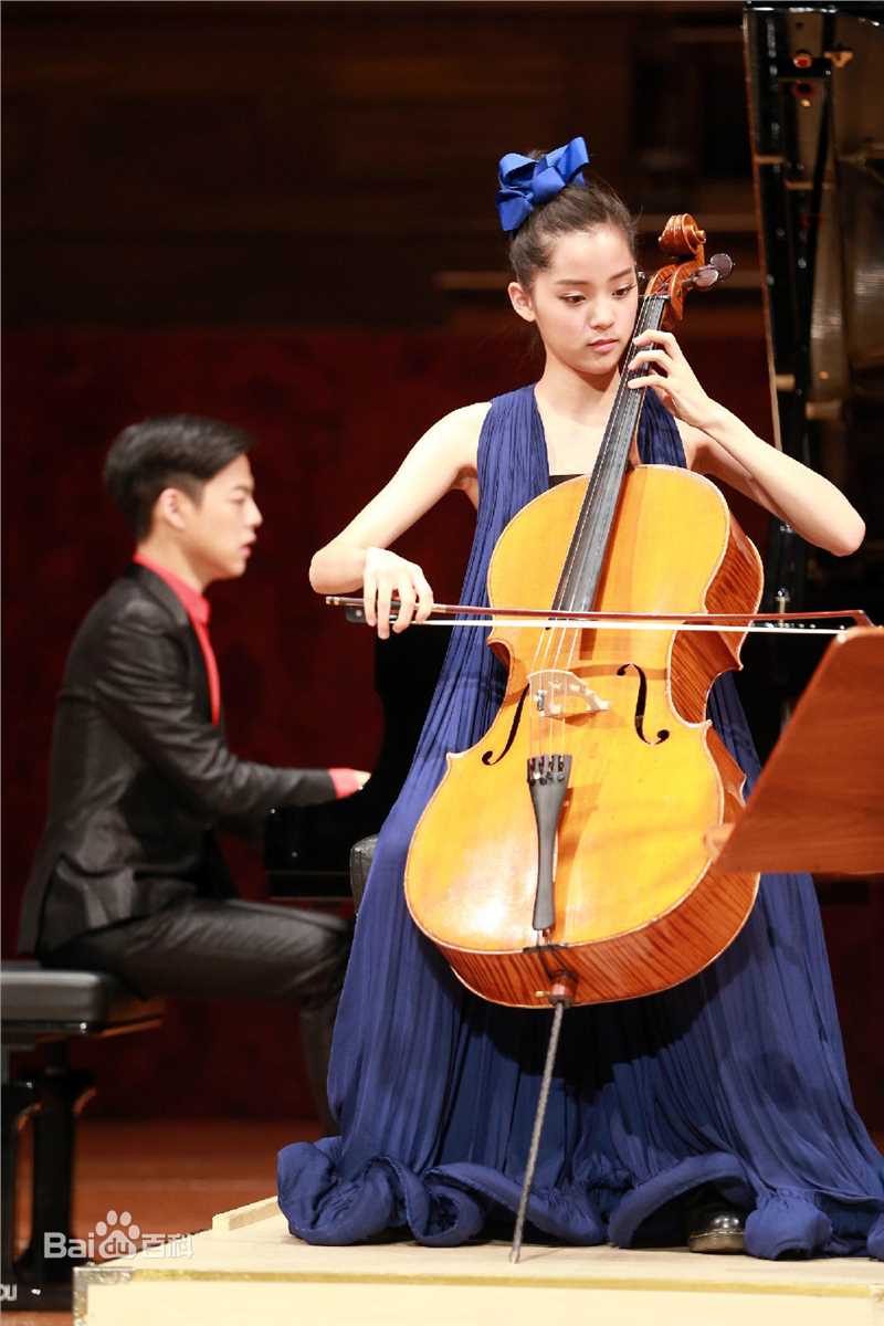 欧阳娜娜(Nana Ou-yang)娜娜独奏会图片图册
