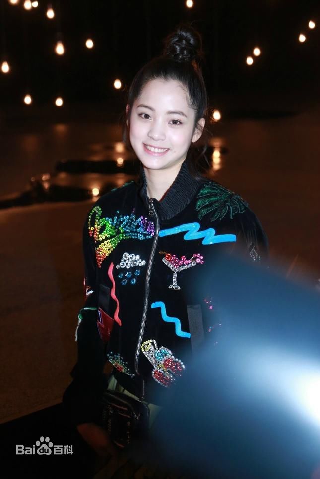 欧阳娜娜(Nana Ou-yang)纽约春夏时装周性感图片图集