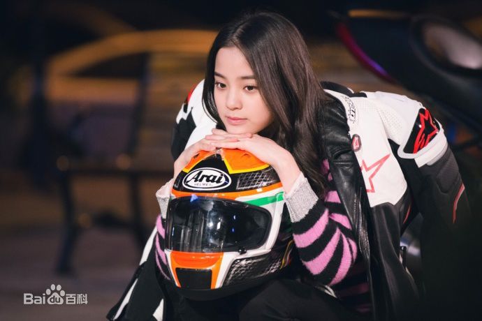 欧阳娜娜(Nana Ou-yang)触不到的TA图册