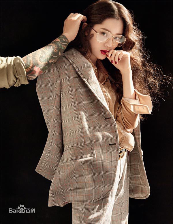 欧阳娜娜(Nana Ou-yang)时尚芭莎生活照相册