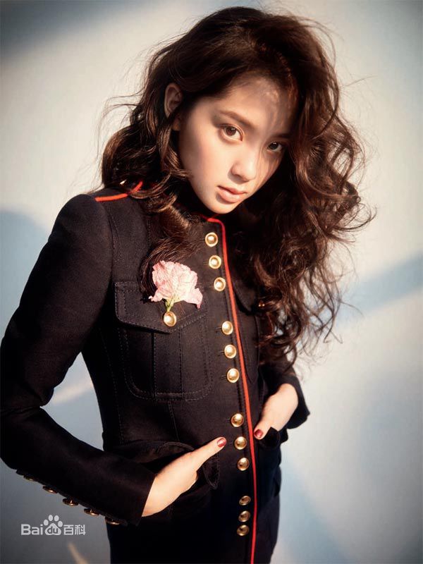 欧阳娜娜(Nana Ou-yang)时尚芭莎生活照相册