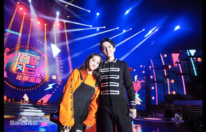 欧阳娜娜(Nana Ou-yang)第十七届音乐风云榜前后照片