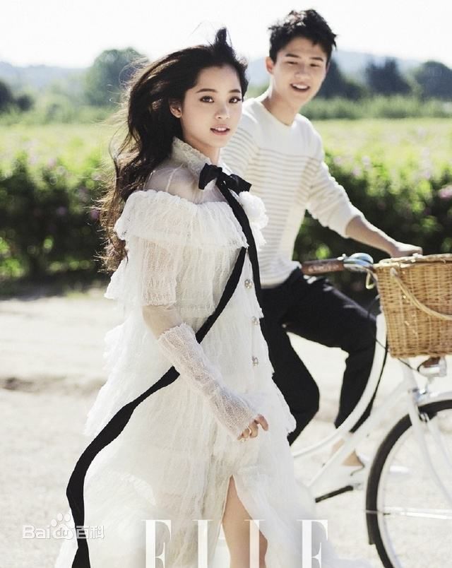 最新欧阳娜娜(Nana Ou-yang)性感图片