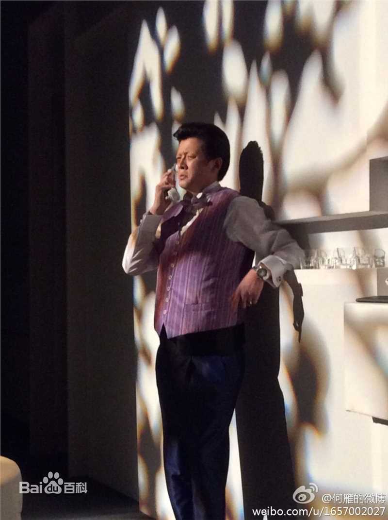 高清王煜在上戏实习大戏《风流的议员》中的图集