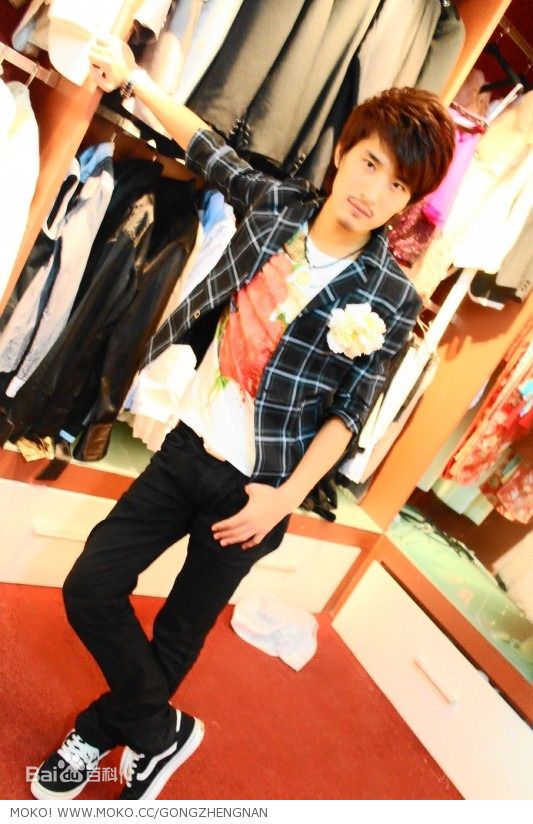 宫正楠(Daniel)生 活 照壁纸壁纸