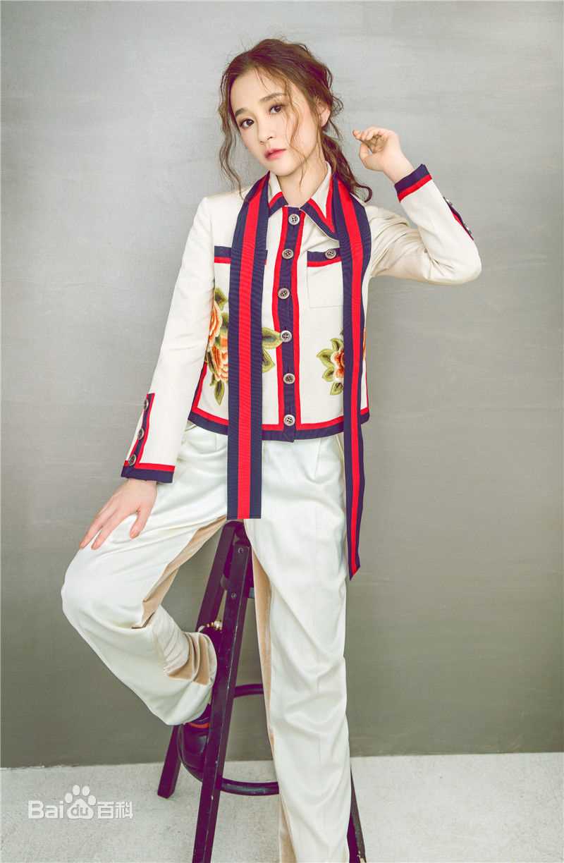 陈昱霖(Ruby)最新壁纸