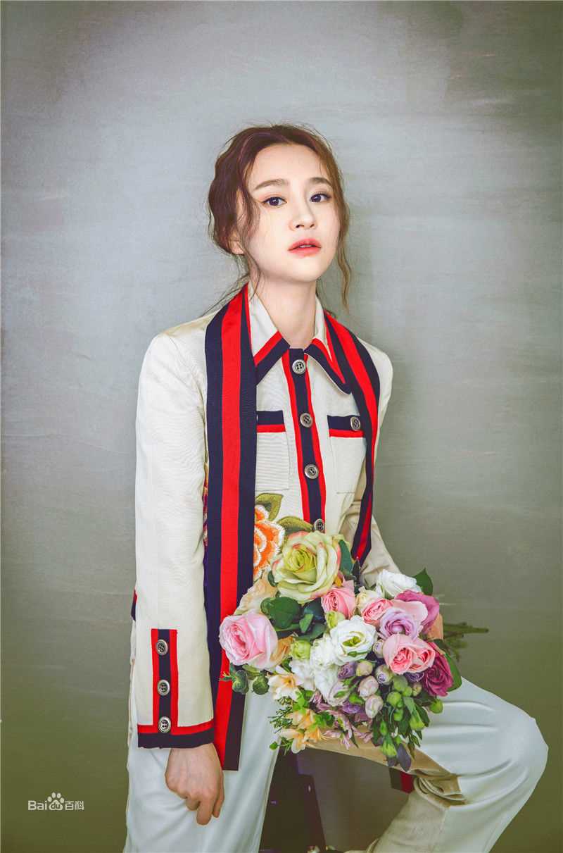 陈昱霖(Ruby)最新壁纸