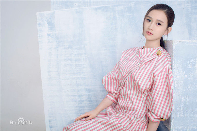 陈昱霖(Ruby)最新壁纸