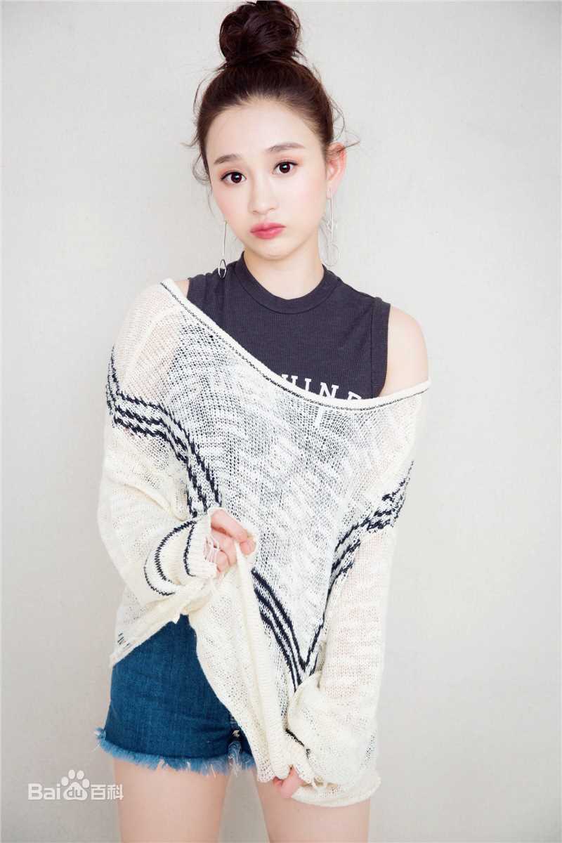 陈昱霖(Ruby)最新图集