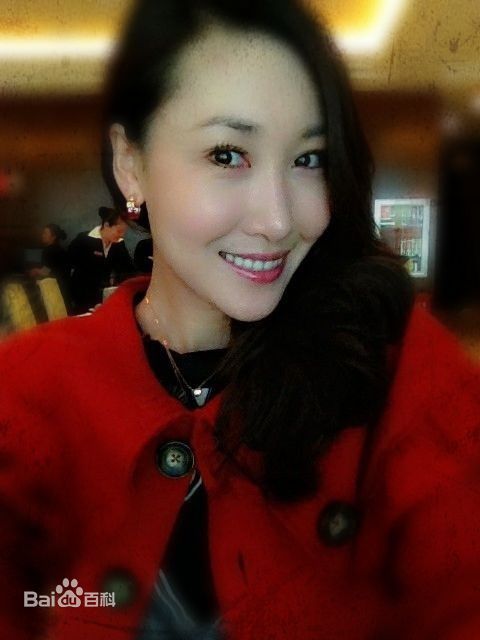 最新陈祉希性感图片