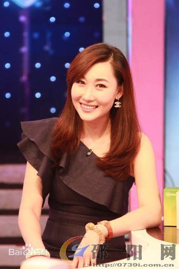 最新陈祉希性感图片