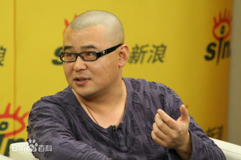 最全周伟素颜照