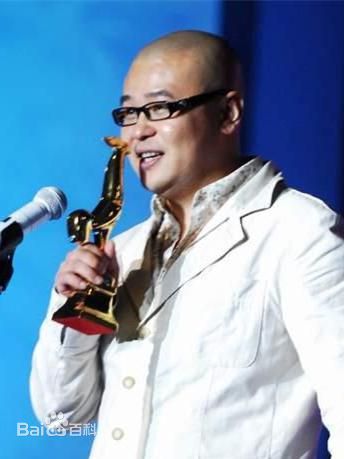 最全周伟素颜照