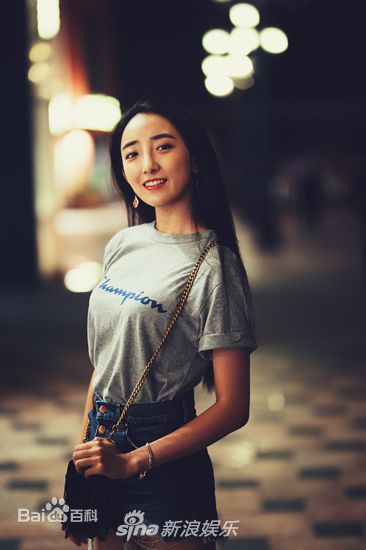 曲凌子高清最新图集图集