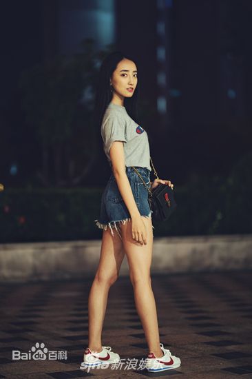 曲凌子高清最新图集图集