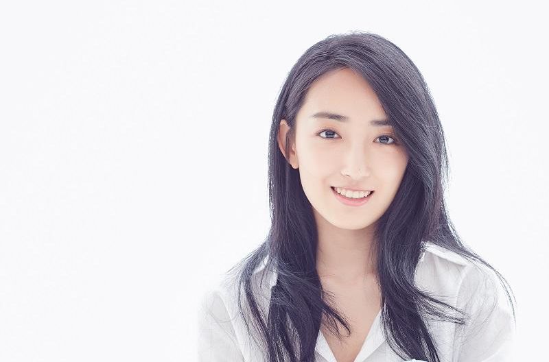 高清曲凌子图片