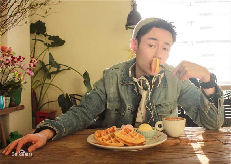 宣言(Yann)生活照生活照相册