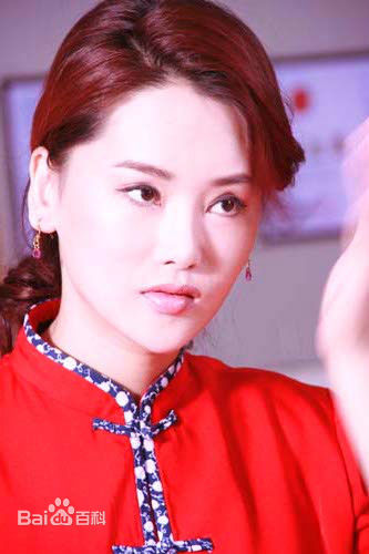 杨欣黑金地的女人素颜照壁纸