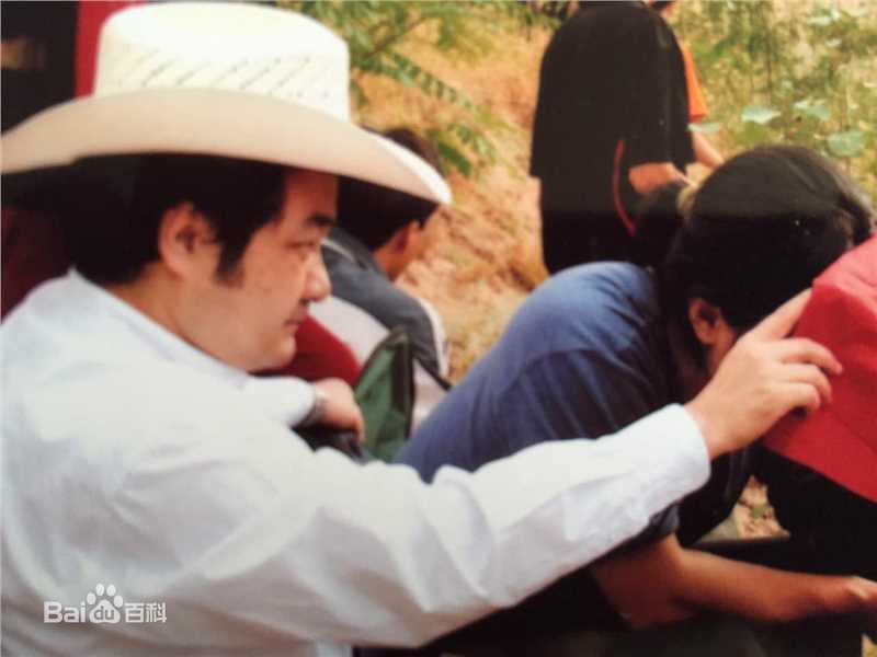 杨洪涛图册生活照