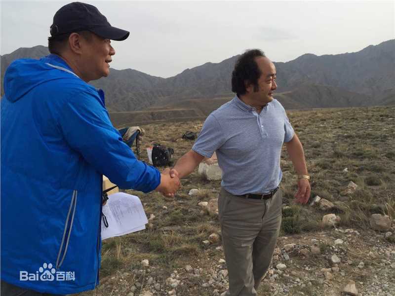 杨洪涛图册生活照