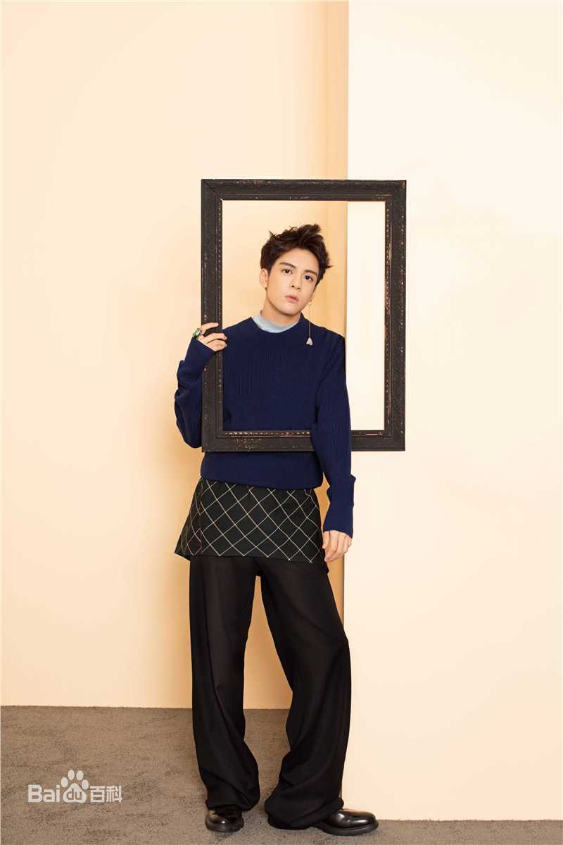 曾舜晞(Joseph)红秀GRAZIA前后照片