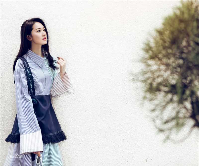 张雯个性随拍图片图集