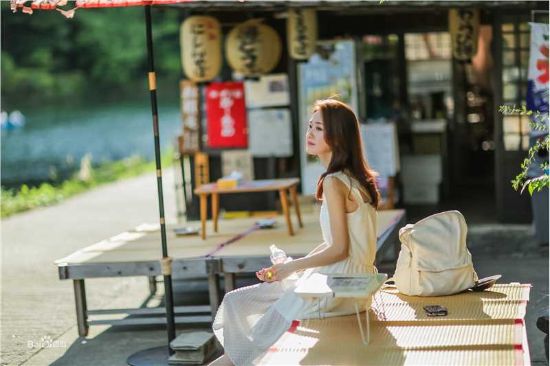 张雯个性随拍图片图集