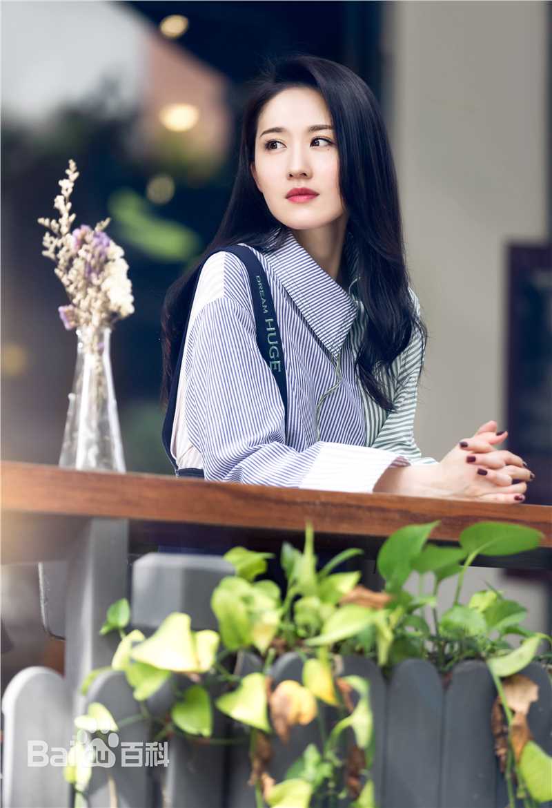 张雯个性随拍图片图集