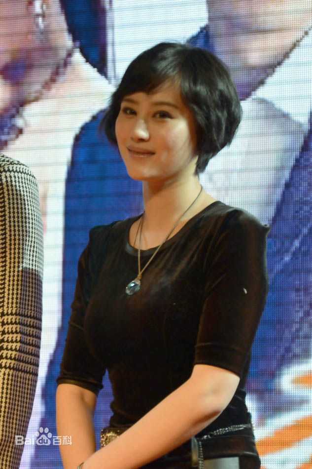 最全谢紫彬在《贤妻》开播发布会中的相册