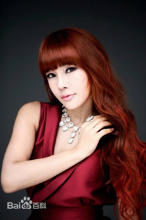 高清米娜(Mina)图片