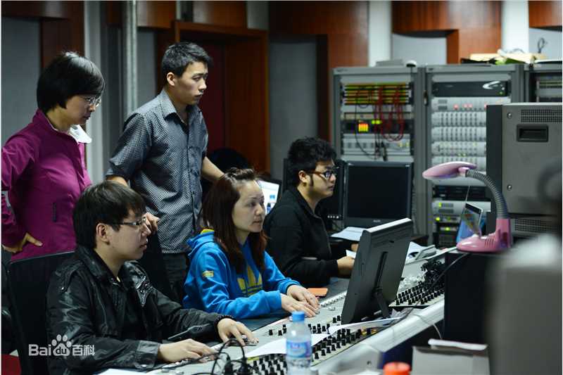 刘彪(无)从商经历相关图片素颜照壁纸