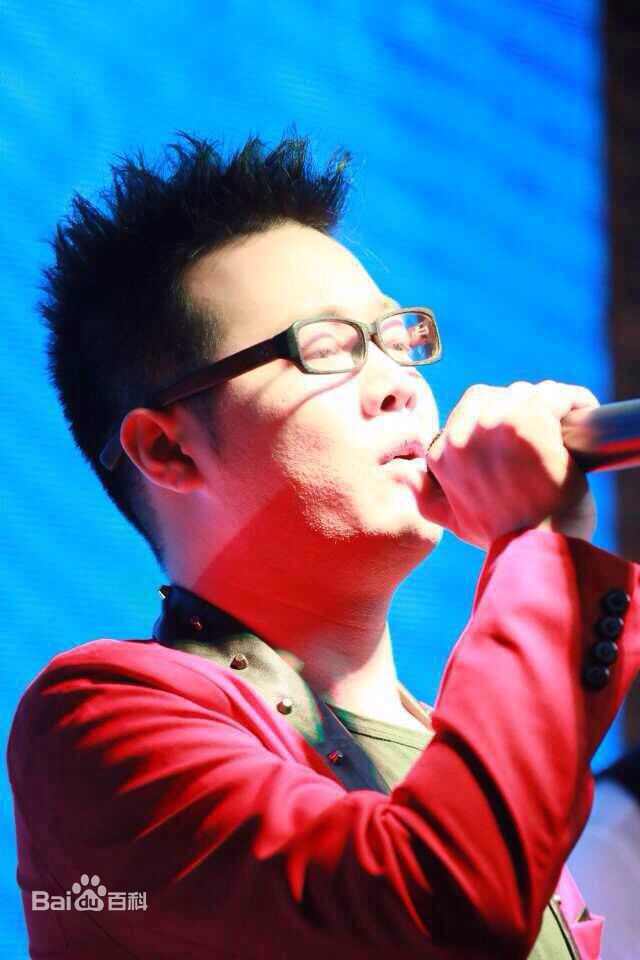 刘彪(无)现场演出照片壁纸壁纸