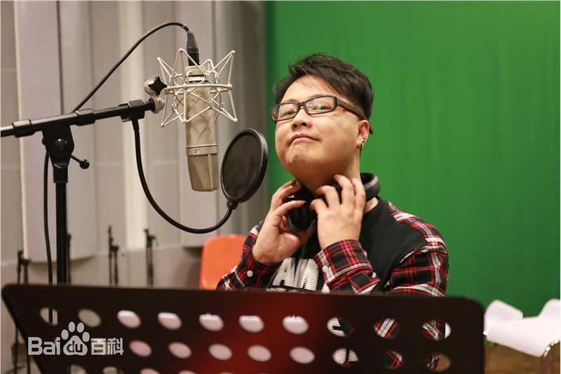 刘彪(无)音乐创作及制作状态前后照片