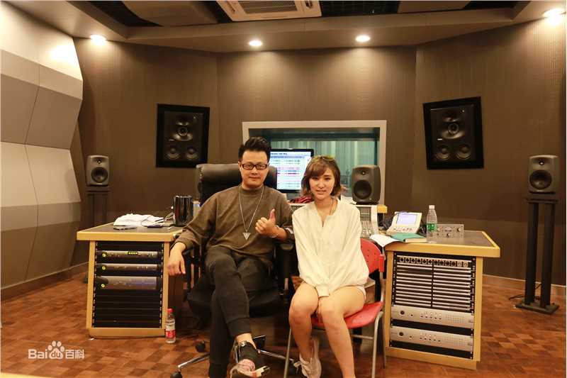 刘彪(无)音乐创作及制作状态前后照片