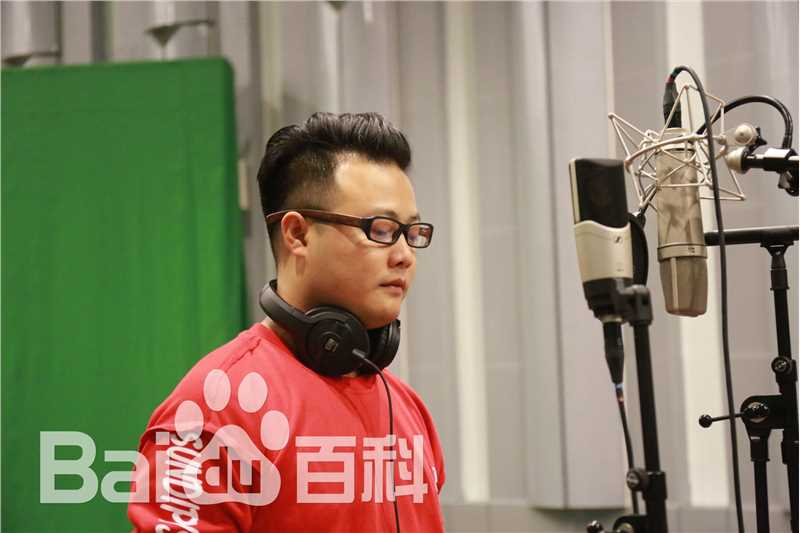 刘彪(无)音乐创作及制作状态前后照片